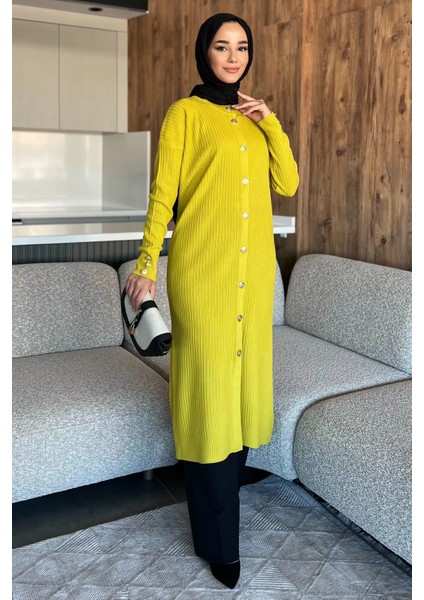 Gold Düğmeli Kendinden Çizgi Desenli Tesettür Triko Hırka P-00018361