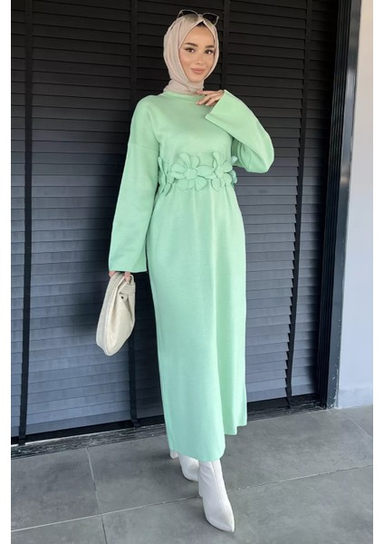 Bisiklet Yaka Çiçek Figürlü Tesettür Triko Elbise P-00018363