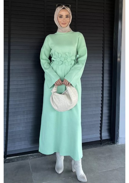 Bisiklet Yaka Çiçek Figürlü Tesettür Triko Elbise P-00018363 fiyatları