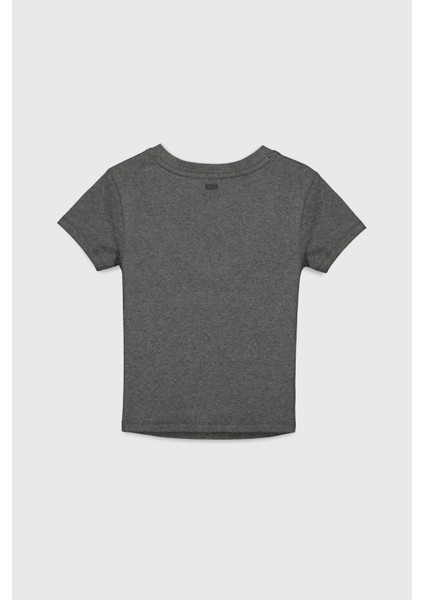 V Yaka Kısa Kol Üst fiyatları