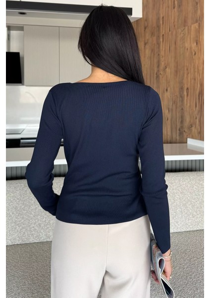 Ön Gül Detaylı Triko Bluz P-00018209 fırsatları