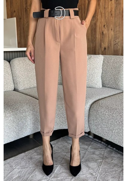 Kadın Kemer Aksesuarlı Duble Paça Pantolon P-00018025