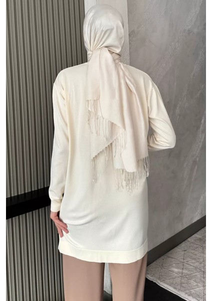 Bisiklet Yaka Çiçek Figürlü Tesettür Triko Tunik (S-M-L-Xl Beden Uyumludur.) P-00018074 fırsatları