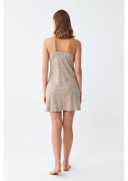 Moda Kadın Penye Vizon Leopar Desenli Ip Askılı Gecelik