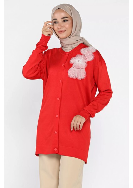 Çiçek Figürlü Ön Düğmeli Tesettür Triko Hırka (S-M-L-Xl Beden Uyumludur.) P-00018076