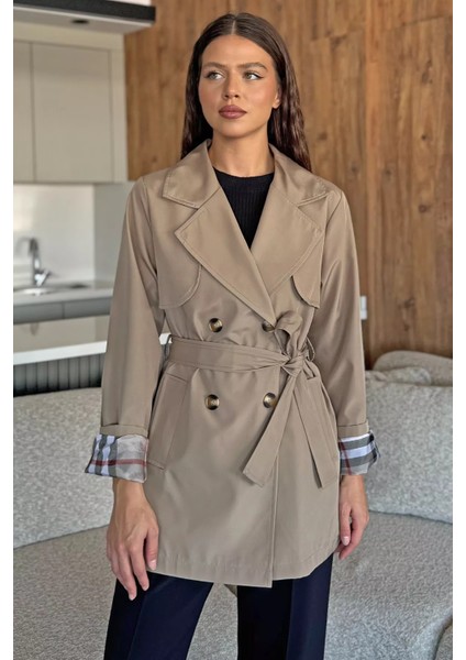 Kadın Ön Düğmeli Bel Kuşaklı Trençkot P-00018017