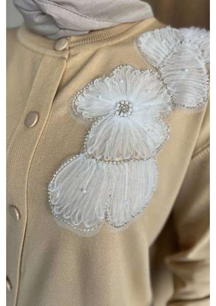 Çiçek Figürlü Ön Düğmeli Tesettür Triko Hırka (S-M-L-Xl Beden Uyumludur.) P-00018076 indirimleri