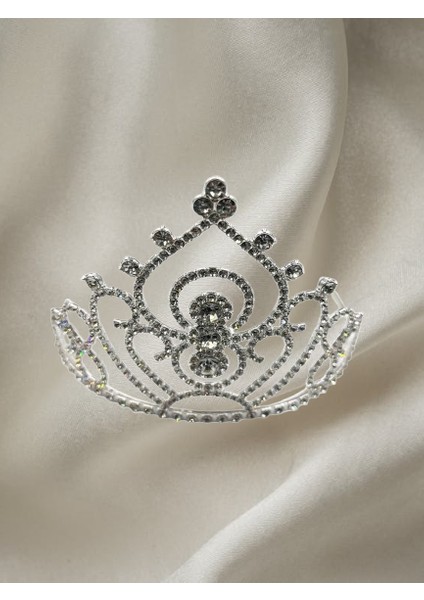 Taç Metal Taşlı Prenses İşlemeli Lüks Gümüş üstten fiyatları