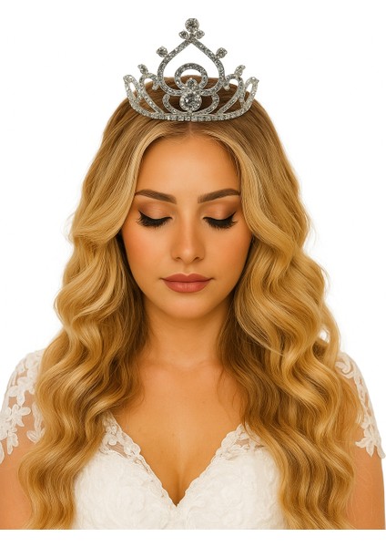 Taç Metal Taşlı Prenses İşlemeli Lüks Gümüş üstten fırsatları
