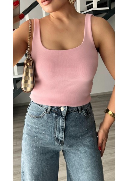 Pembe Kare Yaka Fitilli Askılı Atlet fırsatları