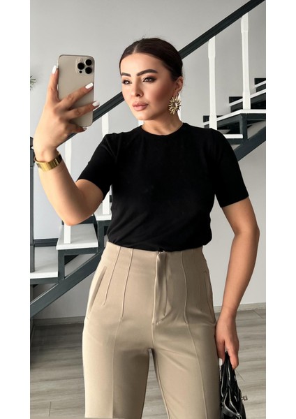 Siyah Bisiklet Yaka Kısa Kol Triko Bluz