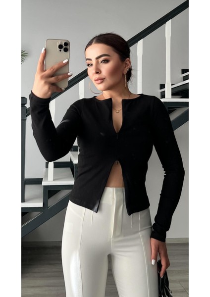 Siyah Fermuar Detaylı Uzun Kollu Bluz