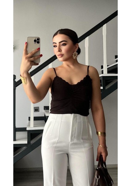 Acı Kahve Dantel Detaylı Bluz