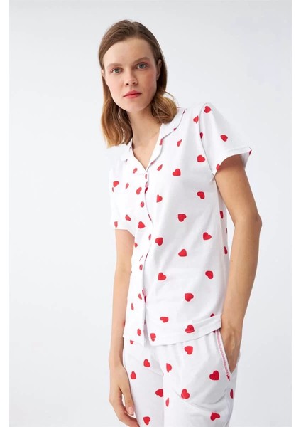 Moda Kadın Beyaz Kırmızı Kalpli Önden Düğmeli Pijama Takımı indirimleri