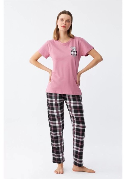 Moda Kadın Somon Ayıcık Baskılı Ekoseli Penye Pijama Takımı modelleri