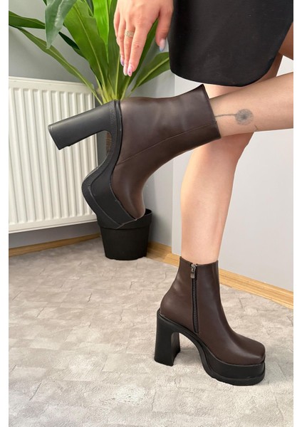 Kadın Sidney Koyu Kahve 12 cm Platform Topuklu Fermuarlı Bot