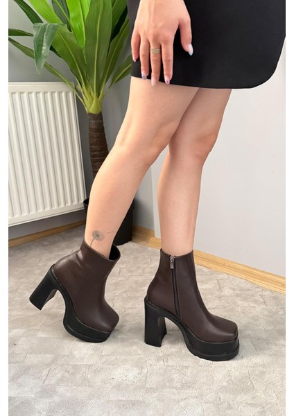 Kadın Sidney Koyu Kahve 12 cm Platform Topuklu Fermuarlı Bot fırsatları