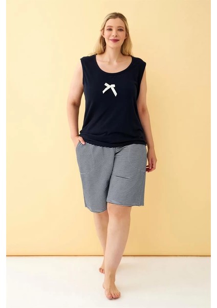 Moda Kadın Lacivert Kurdele Detaylı Şortlu Büyük Beden Pijama Takımı