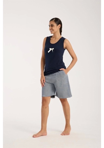 Moda Kadın Lacivert Kurdele Detaylı Çizgili Şortlu Pijama Takımı fiyatları