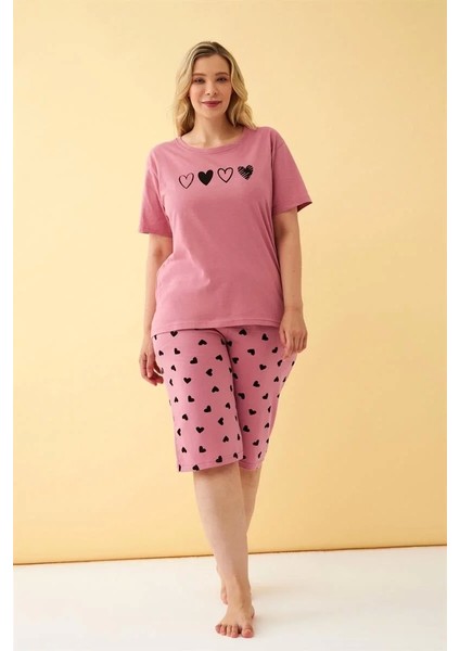 Moda Kadın Somon Kalp Desenli Büyük Beden Kapri Pijama Takımı modelleri