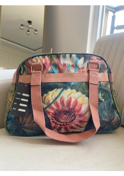 Kadın Büyük Boy Çiçek Desen Çanta fiyatları