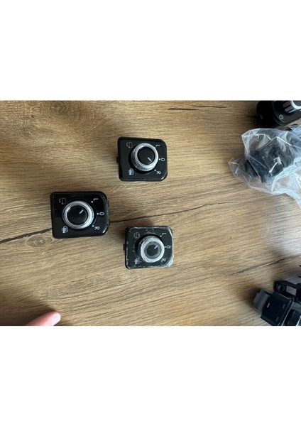 Volkswagen (Vw) Passat B8 Ayna Ayar Düğmesi Anahtarı Ayna Katlamalı Kromlu fırsatları