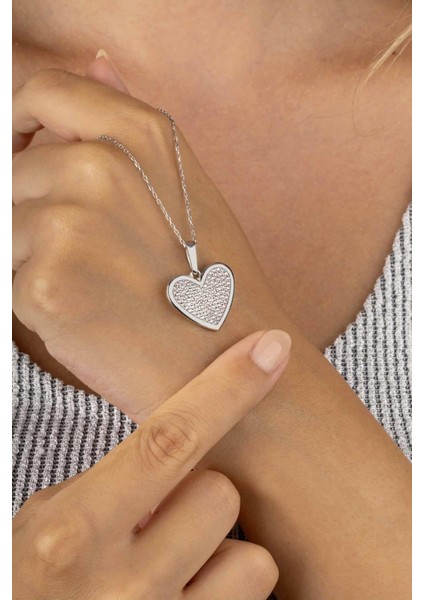 Beyaz Altın Kaplama Taşlı Kalp 925 Ayar Gümüş Kadın Kolye
