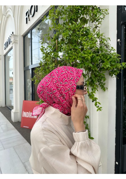 Elsi Desenli Eşarp Fuşya fiyatları