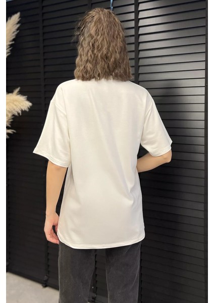 Kadın Bisiklet Yaka Kalp Nakışlı Salaş Tişört P-00016799 modelleri