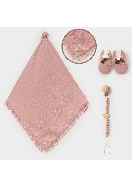 3 Kat Müslin Battaniye Emzik Tutacağı Patikli Kutulu Set