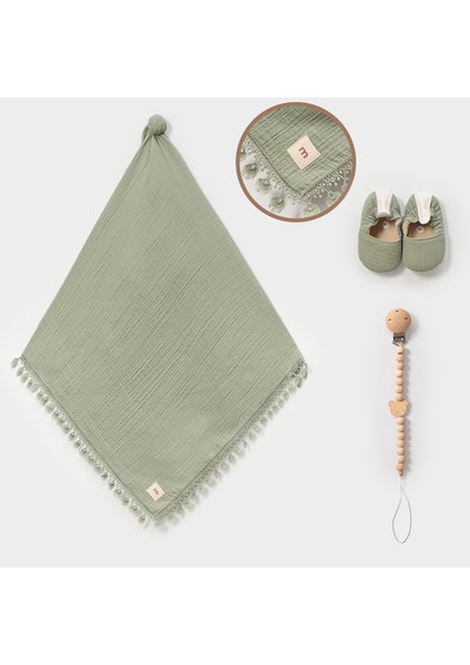 3 Kat Müslin Battaniye Emzik Tutacağı Patikli Kutulu Set