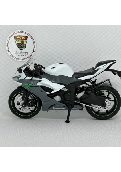 Kawasaki Ninja Zx-6r 1:12 Diecast Motosiklet Model – Lisanslı Metal Maket Oyuncak & Biblo