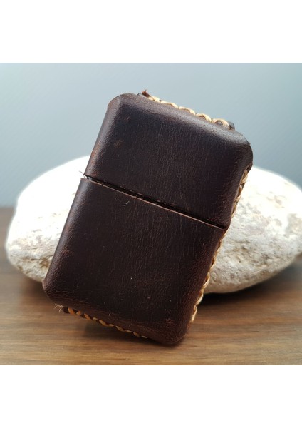 Parlak Kahverengi Deri Kılıflı Benzinli Çakmak modelleri