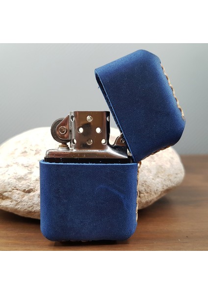 Mavi Deri Kılıflı Benzinli Çakmak fiyatları