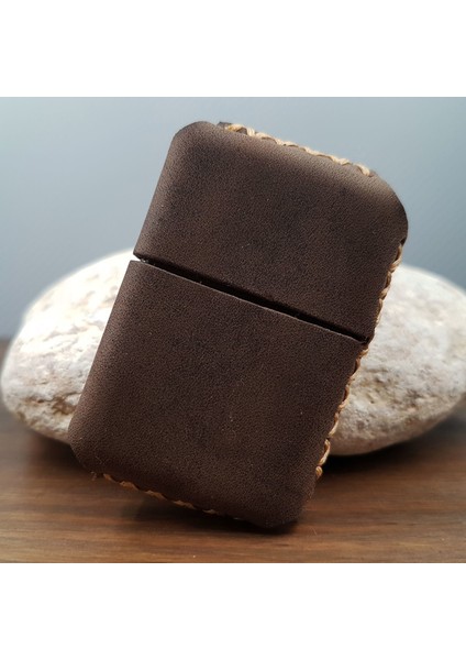 Kahverengi Deri Kılıflı Benzinli Çakmak modelleri