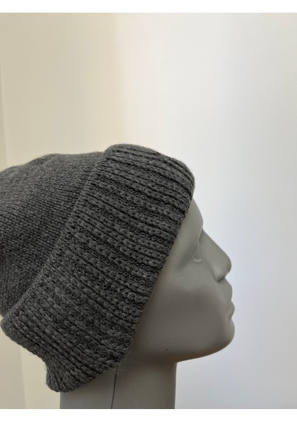 Erkek Kışlık Triko Bere %100 Akrilik Kumaş – Şık ve Sıcak modelleri