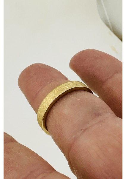 Kişiye Özel Isim Tarih Yazılı 4mm Mat Fırçalanmış Düz Unisex Çelik Yüzük Alyans CL45Y fiyatları