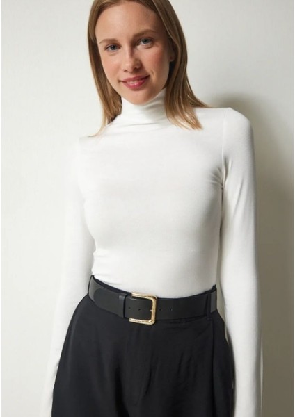 W0010437 Bsm Yarım Boğazlı Basic Bluz modelleri