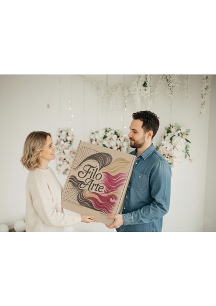 Fílografi Resim Tablosu 50x50 cm MDF üzerine 240 çivi ile Kutu içeriğinde çıkan özel Kod sayesinde istediğiniz resmi üretebilirsiniz. fırsatları