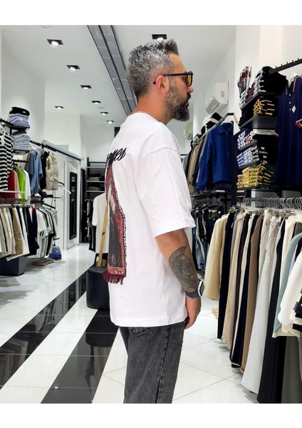 Manques Nakışlı At Figürlü Oversize Erkek T-Shirt