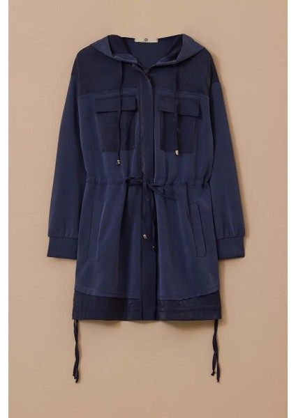 Kadın Çift Kumaşlı Kapüşonlu Kap - Lacivert