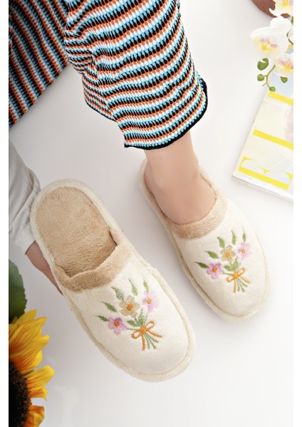 Kadın Ev Terliği Peluş Yıkanabilir Içi Yünlü Kürklü Terlik Misafir Çeyiz Bohça Gelin Terliği