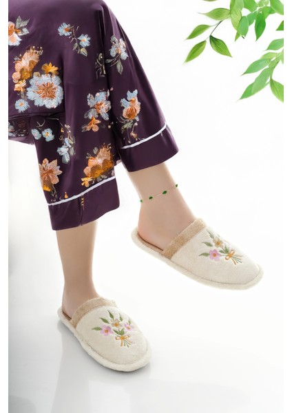 Kadın Ev Terliği Peluş Yıkanabilir Içi Yünlü Kürklü Terlik Misafir Çeyiz Bohça Gelin Terliği modelleri