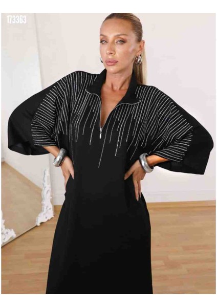 Kadın Hakim Yaka Fakir Kol Taş Detay Maxi Boy Salaş Elbise, Kırmızı Gül Figürlü Kolye Hediye fiyatları