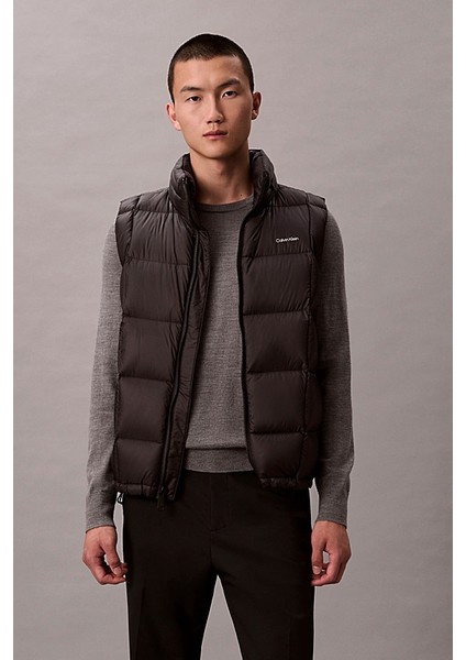 Erkek Regular Fit Dik Yaka Kapitoneli Şişme Yelek - Siyah