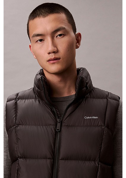 Erkek Regular Fit Dik Yaka Kapitoneli Şişme Yelek - Siyah fırsatları