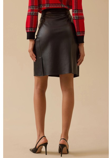 Kadın Yırtmaç Detaylı Suni Deri Etek - Siyah fiyatları
