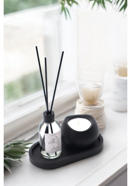 3’lü Oda Kokusu Seti – 100 ml Vanilya Oda Kokusu + Büyük Seramik Mum + Dekoratif Siyah Stand modelleri