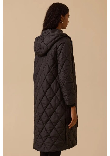 Kapüşonlu Uzun Kapitone Anorak Kaban - Siyah fiyatları