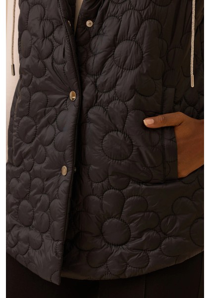 Kadın Kapüşonlu Desenli Cepli Yelek - Siyah modelleri